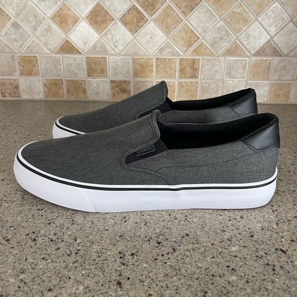 LUGZ Men’s Clipper Casual Slipon Loafer Sneaker Size 10 in Charcoal/Black/White - Picture 4 of 10